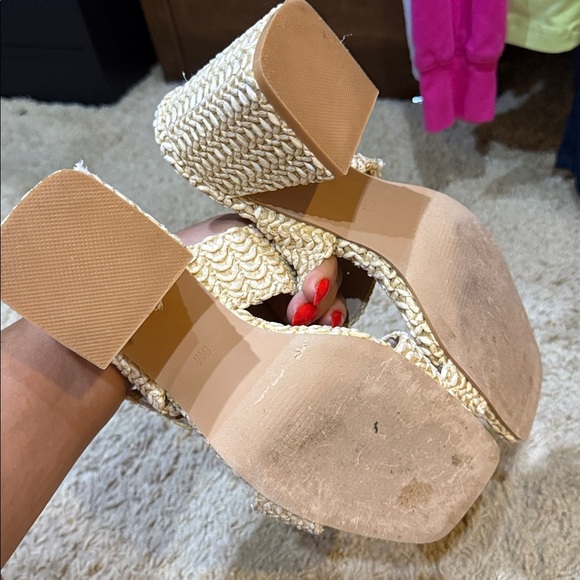 Lucy Block Heel Sandals - Picture 13 of 13
